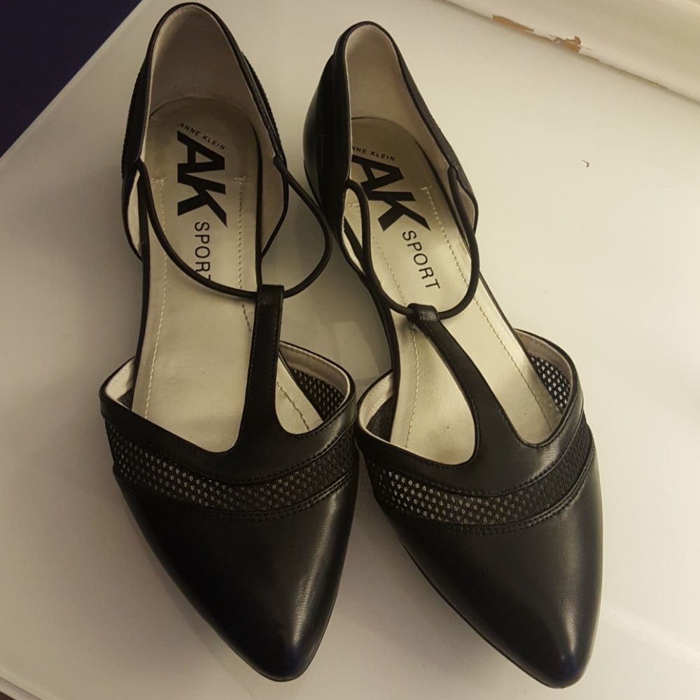 ANN KLEIN SPORTS FLATS